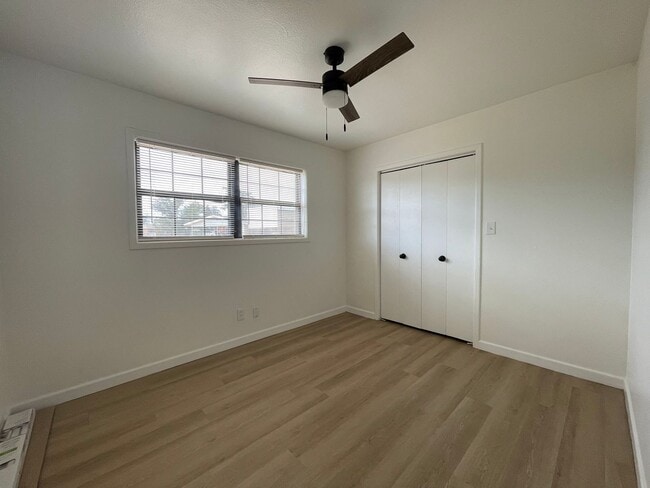 Building Photo - Cozy City Charm – 3-Bed, 1-Bath Home in La...