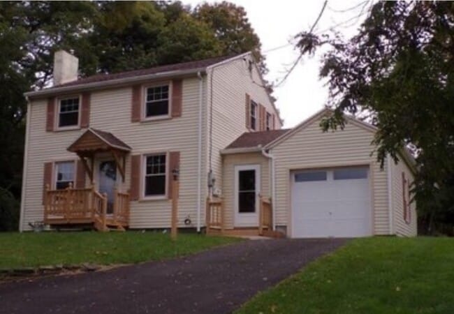 Primary Photo - 1074 Vestal Ave