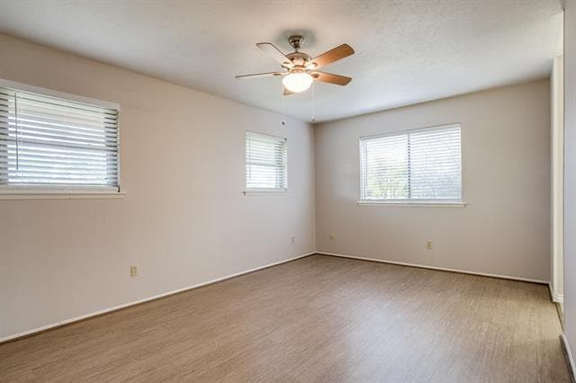 Building Photo - 1308 Grinnell Dr