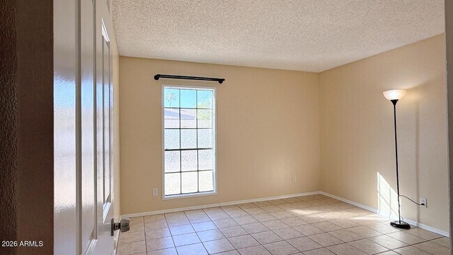 Building Photo - 4148 W Villa Maria Dr