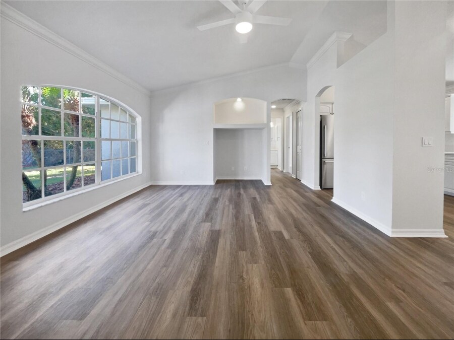 Building Photo - 3053 Draper Terrace