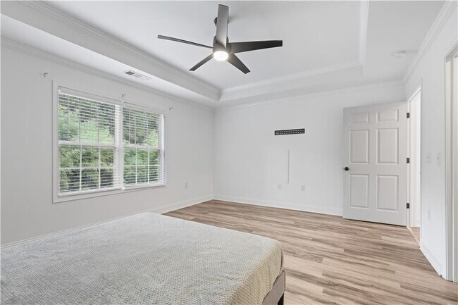 Building Photo - 4940 Parke Brook Dr