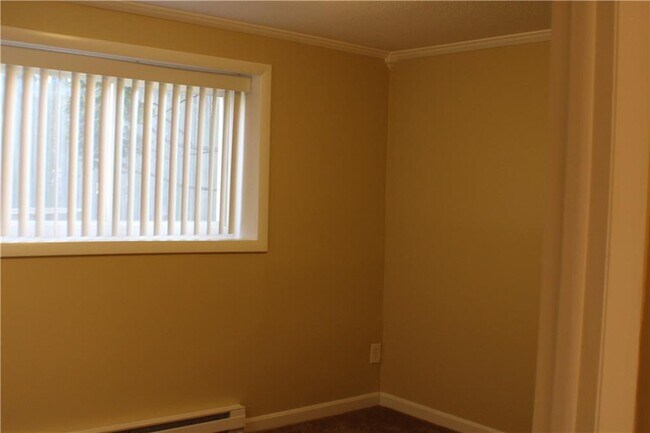 Building Photo - 130 Pilgrim Pkwy