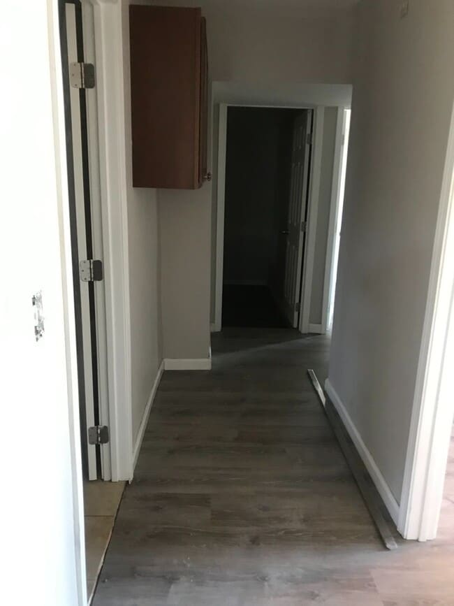 Building Photo - 14993 Yucca Ave