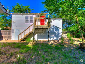 Building Photo - 912 NW 98th St