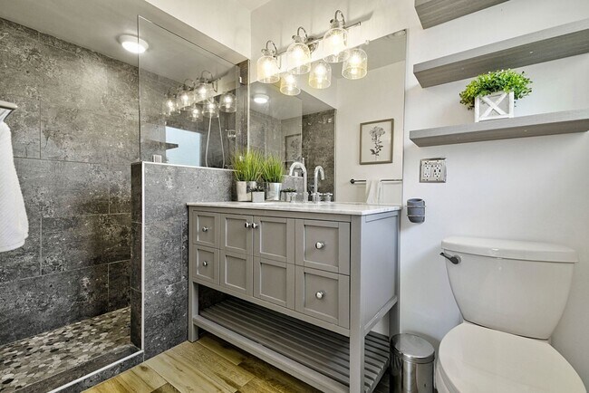 Building Photo - Home for Rent