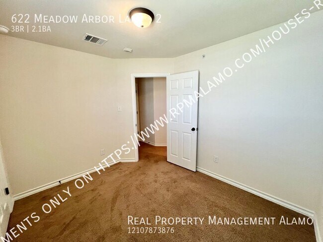Building Photo - 622 Meadow Arbor Ln