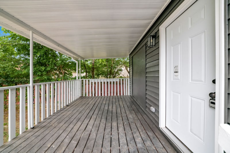 Building Photo - 960 Carpenter St