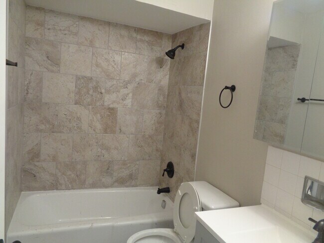 Building Photo - 7323 W 79th St