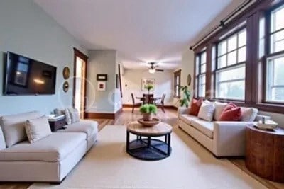 Building Photo - 29 Oval Rd