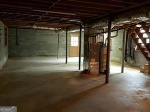 Building Photo - 6304 Shore Dr