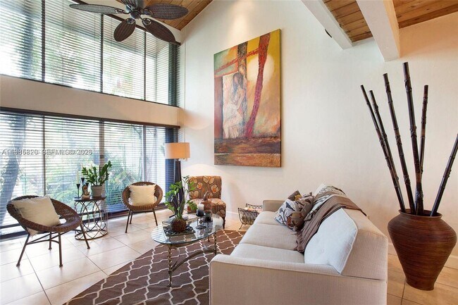 Building Photo - 10449 SW 78th St