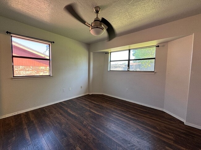 Building Photo - 4823 SE Tattershall Way