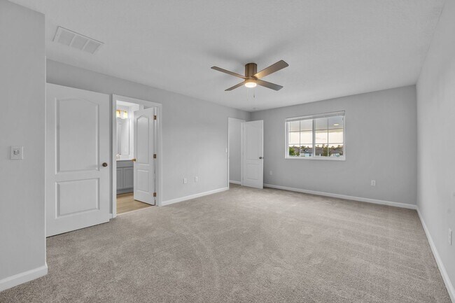 Building Photo - Lake Nona Townhome