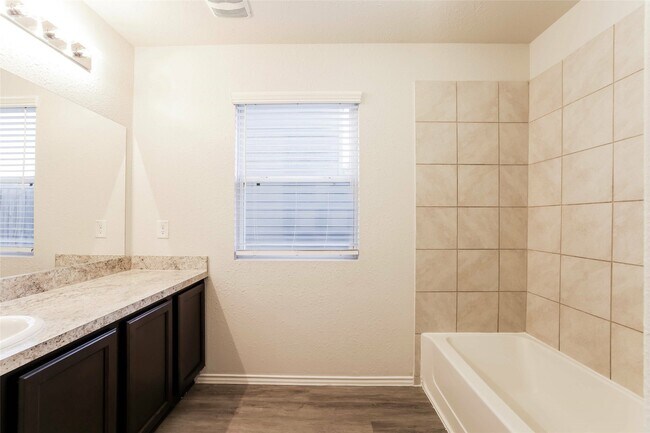 Building Photo - 3718 Atascocita Elm Dr