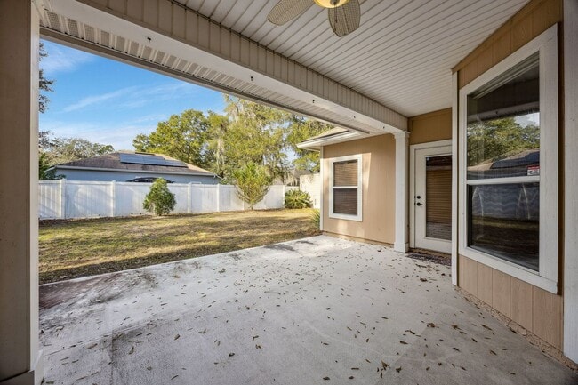 Building Photo - Spacious 4-Bedroom Home in Meadowfield with Fenced Yard