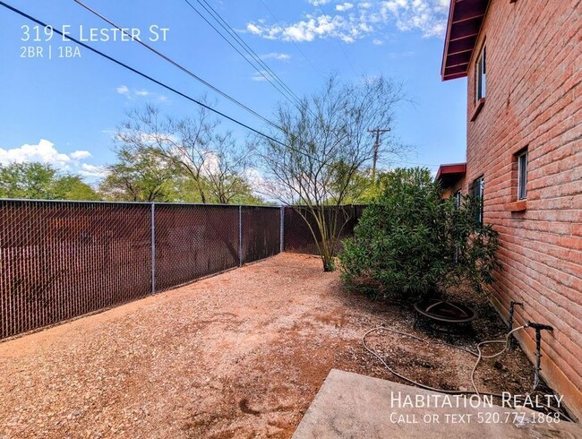 Building Photo - 319 E Lester St