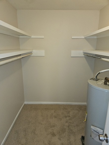 Building Photo - 2601 Hillsboro Pike