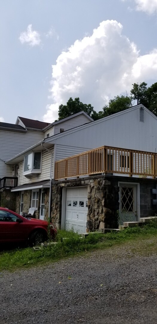 Building Photo - 131-BLD