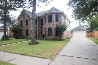 Building Photo - 310 Cheddington Dr