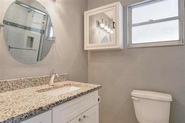 Building Photo - 2332 Canalbluff Pl