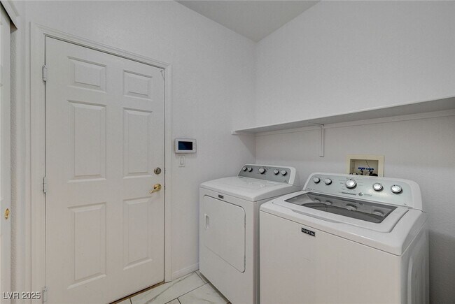 Building Photo - 6012 Prospector Trail