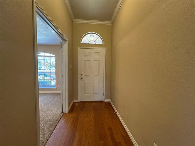 Building Photo - 205 Carriage Dr
