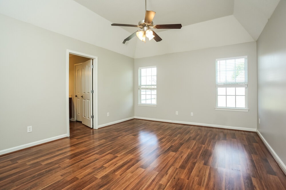 Building Photo - 8332 Pinnacle Dr
