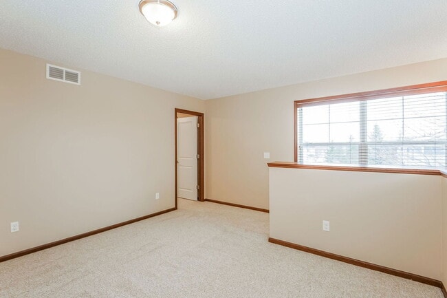 Building Photo - 15640 60th Ave N