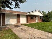 Building Photo - 1101 S Bryan Ave