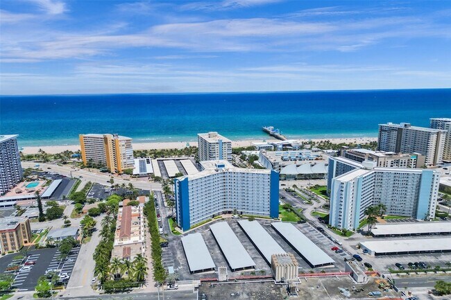 Building Photo - 301 N Ocean Blvd