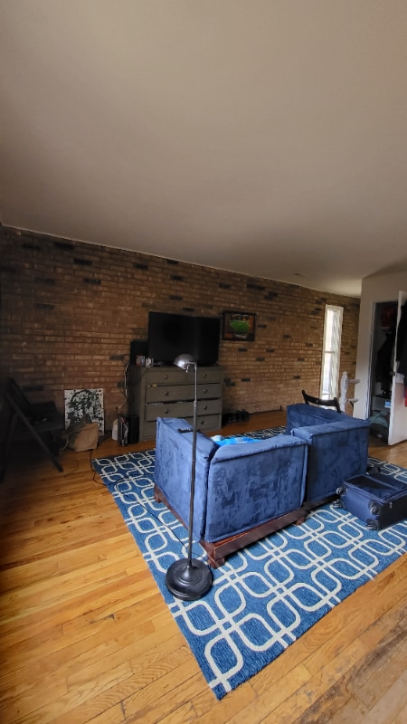 Building Photo - 856 W Lill Ave