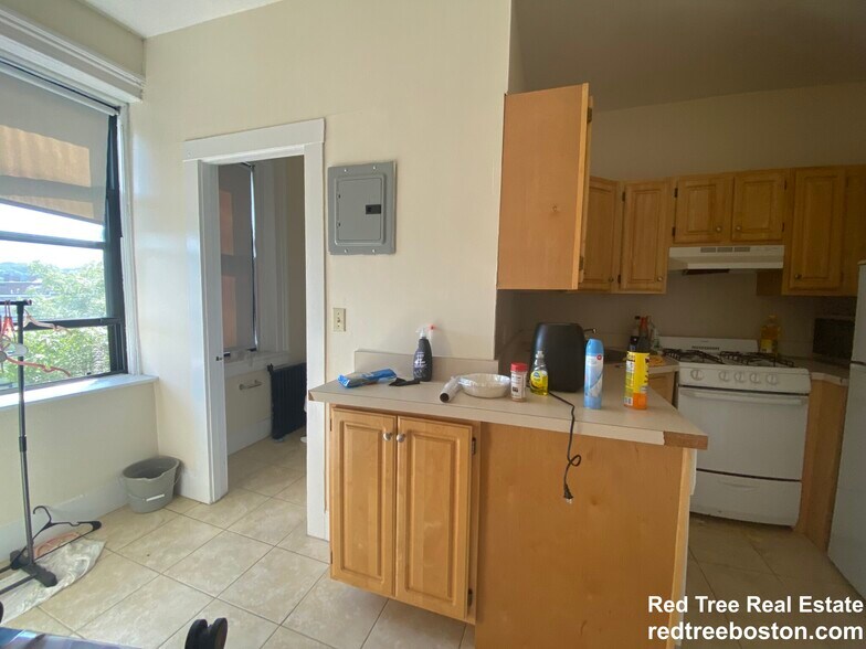 Building Photo - 23 Brighton Ave