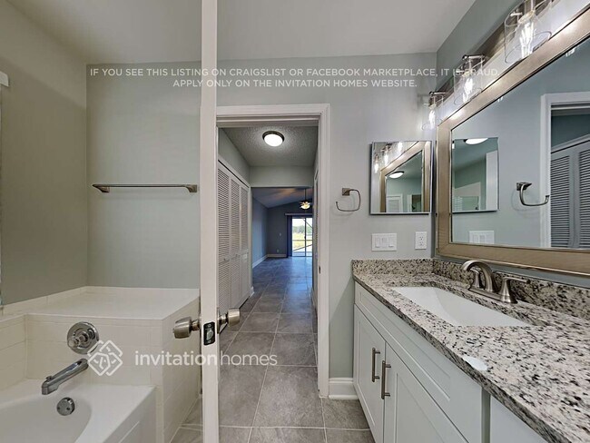 Building Photo - 2666 Fairway Cove Ct
