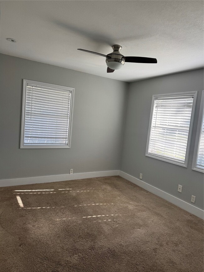 Building Photo - 7526 Dearborn St