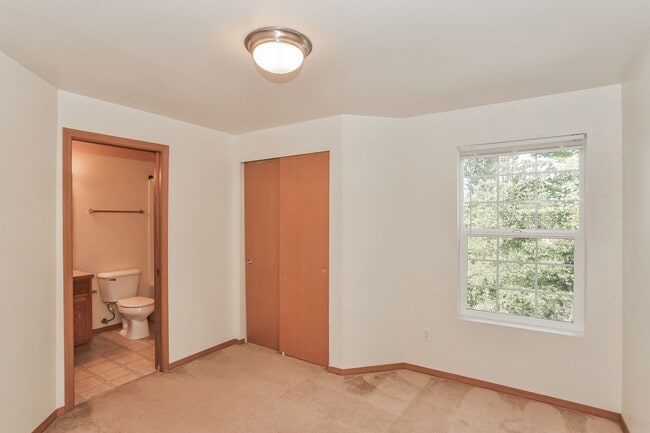 Building Photo - 7606 Berkeley Pl