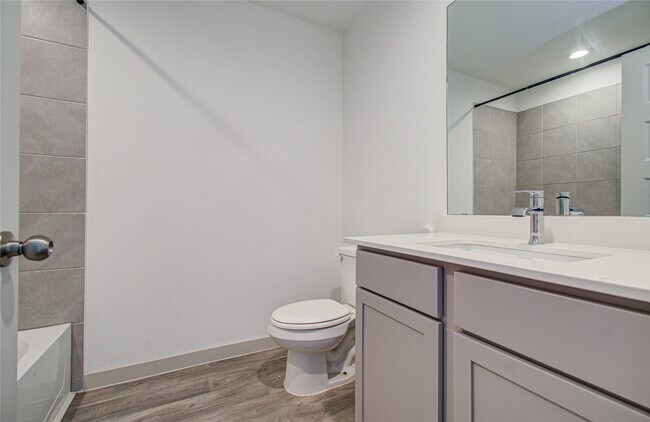 Building Photo - 22 Desert Spring Ln