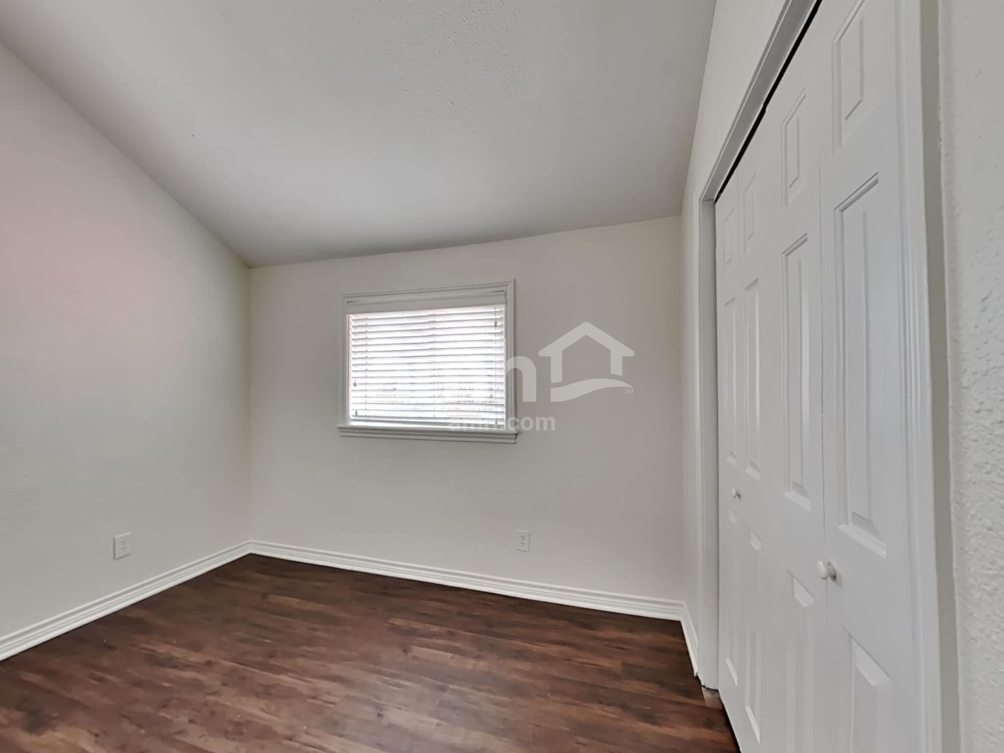 Building Photo - 416 Madison Pl