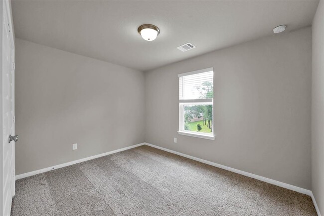 Building Photo - 213 Harper Ridge Dr