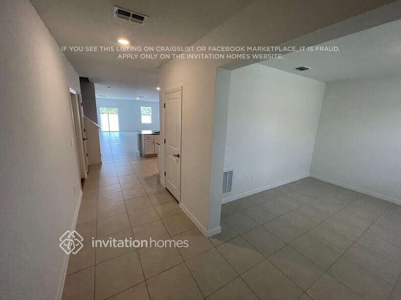 Building Photo - 11467 Lavender Loop