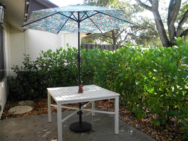 Building Photo - 78 Vía De Casas Norte