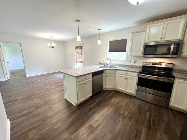 Building Photo - 505 Paula Dr