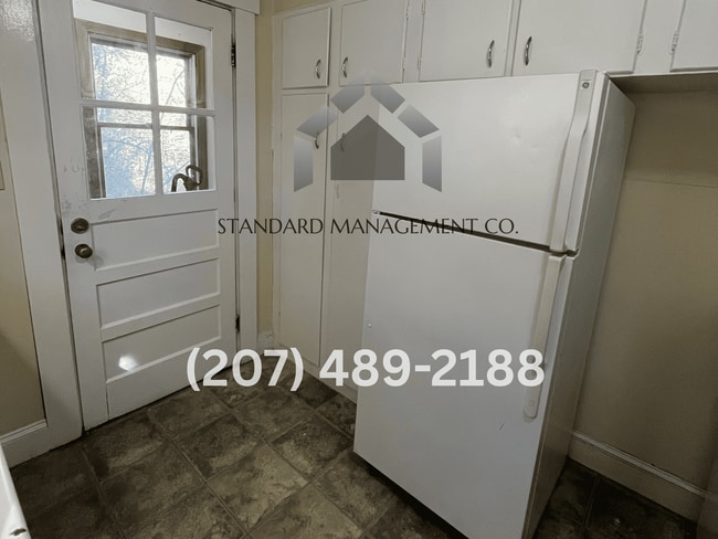 Building Photo - 4 Pierce St