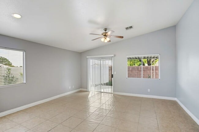 Building Photo - Beautifully Updated 3 Bedroom, Single Story North Las Vegas Home In Gated Community
