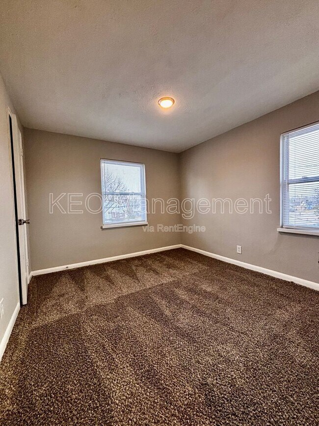 Building Photo - 1059 Wilmington Ave