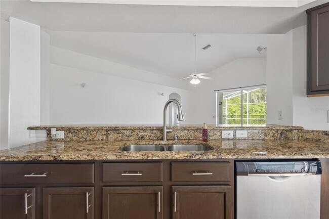 Building Photo - 10462 Lucaya Dr
