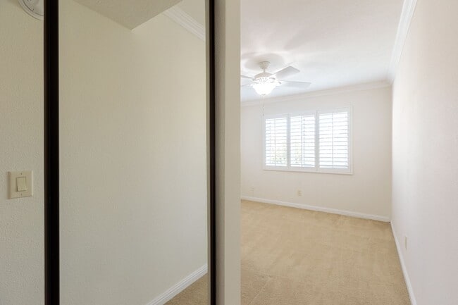 Building Photo - 21901 Lassen St