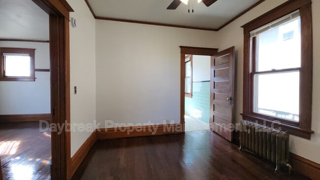 Building Photo - 1312 3rd Ave N