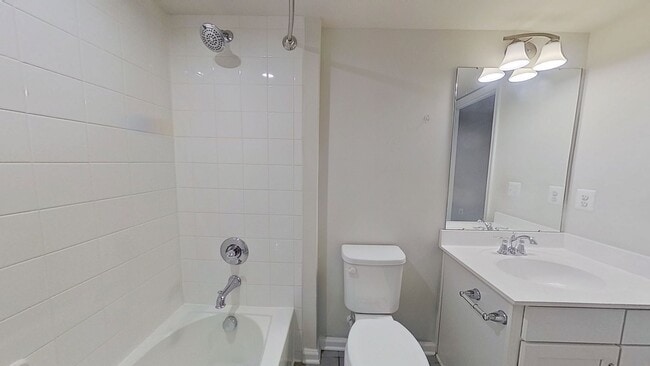 Building Photo - Updated 3-Bedroom Condo at The Villas at Greenleigh