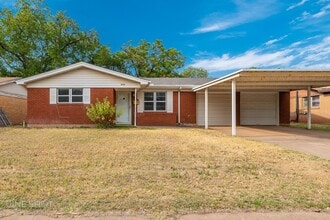 Building Photo - 3749 N 10th St